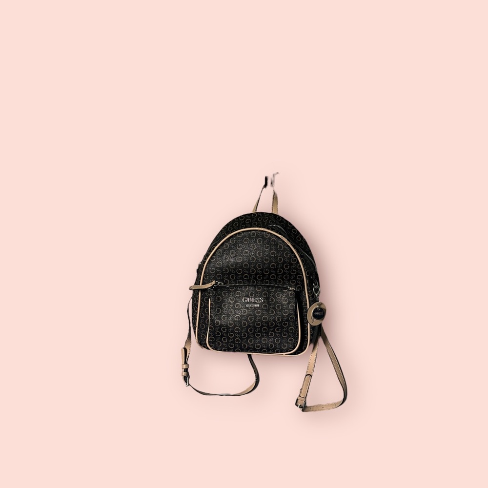 BROWN GUESS BACKPACK *MANY FLAWS*